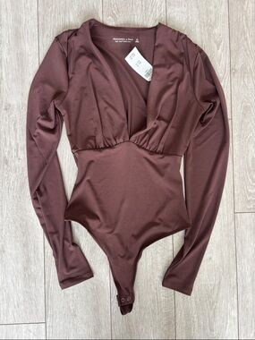 Abercrombie & Fitch Long Sleeve V-Neck Bodysuit
